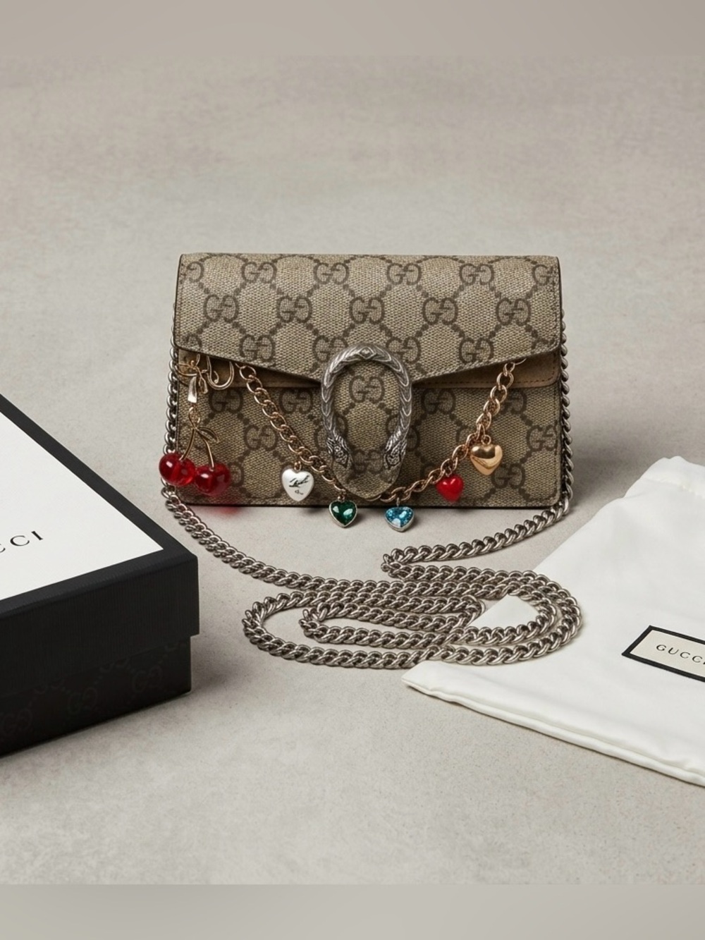 Authentic Gucci Dionysus Super Mini GG Supreme Canvas Bag - Picture 10 of 11